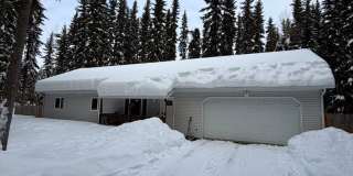 3BR Home in North Pole | Fenced Yard/Pet Friendly + Garage | Available June 15 Gallery 1