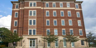 210 10th Street NE #105- Luxury Randolph Condo! 210 10th Street NE #105- Luxury Randolph Condo! Gallery 5