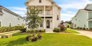 Charming Single Family Home in the Picturesque Bona Bella Subdivision Gallery 1