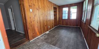 Private Home with fenced in yard in Dutchtown Gallery 4