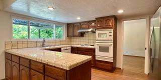 4 Bedroom Home + Den in Saratoga! 4 Bedroom Home + Den in Saratoga! Gallery 9
