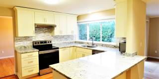 Must see!!! Updated Rambler on Glencoe Community Gallery 6