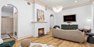 110 East Craig PlaceUnit 1 110 East Craig PlaceUnit 1 Gallery 1