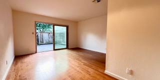 Renovated 2 Bed/1.5 Bath Townhouse in Park Pacifica with GARAGE! Renovated 2 Bed/1.5 Bath Townhouse in Park Pacifica with GARAGE! Gallery 9
