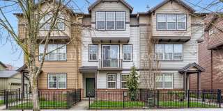 Stunning 4-Bedroom Townhouse with Dual Master Suites and Convenient 2-Car Garage in Hillsboro! Stunning 4-Bedroom Townhouse with Dual Master Suites and Convenient 2-Car Garage in Hillsboro! Gallery 1