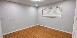 2461 SW 82nd Ave Gallery 13