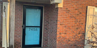 NOW AVAILABLE!!  Beautiful 2 bed 2 bath with a lake view Gallery 1