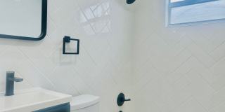 Modern Apartments  Near Jackson Hospital: 1-3 Bedroom Options Gallery 10