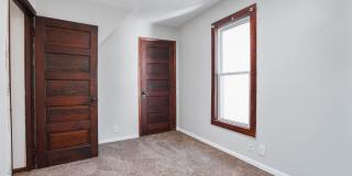 Spacious 3 Bed, 2 Bath in Newark - Move-In Ready Gallery 28
