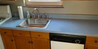 Lovely Two Bedroom Home on a Quiet Street Gallery 10