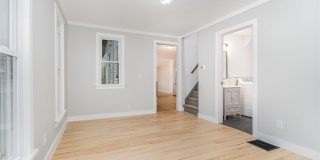 25 Summit Street Gallery 4