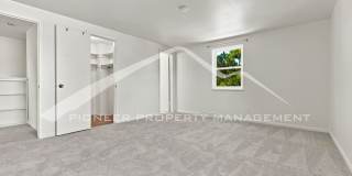 Single Family Home with 2 Car Garage and Central Air! Gallery 17