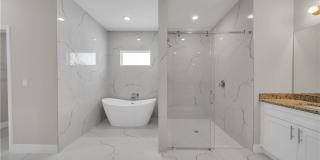 543 McArthur Boulevard Gallery 21