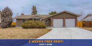 2 WEEKS FREE RENT & FREE 55" TV IF MOVED IN BY 8/15! Spacious 4bd/3ba Home with A/C, Large Yard, Enclosed Patio & 2-Car Garage in Southeast Denver! Gallery 1