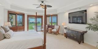 Portlock Oceanfront Estate: Luxury Beachfront Home w/ Pool & Sunset Views Portlock Oceanfront Estate: Luxury Beachfront Home w/ Pool & Sunset Views Gallery 8