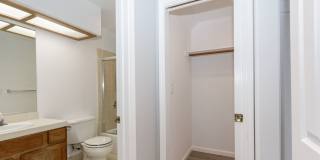 2BR/2.5BA Townhouse with Bay Views + 3 Decks | 2-Car Garage | San Carlos | YouTube Tour Gallery 37