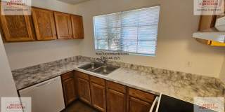 2 story Condo with 2 bedrooms a loft and 2 1/2 baths Gallery 26