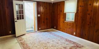 2416 1/2 11th Ave. N. Gallery 11