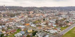 Beautiful 3 bedroom home in Coraopolis available June 1! Gallery 32