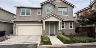 Two story located in Riverbank's desirable Crossroads subdivision! Gallery 1