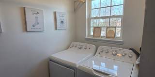 2 bedroom close to Five Points! Gallery 5