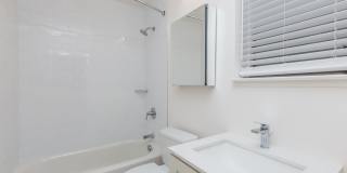 472 Jean Street Gallery 10