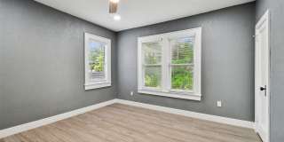 6810 N NAVIN AVENUE Gallery 23