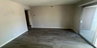 Spacious 2 Bed / 1 Bath Upstairs Condo in San Carlos – Utilities Included! Spacious 2 Bed / 1 Bath Upstairs Condo in San Carlos – Utilities Included! Gallery 7