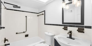 2420 NW I Street NW Gallery 41