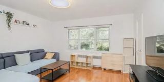 284 Bay 19th St # 5563 Gallery 1