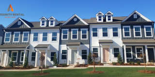 Beautiful Modern 2-Bedroom Townhome -AVAILABLE AUGUST 2026 Gallery 1