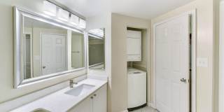 The Saratoga Gallery 23