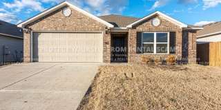 916 E Bunting St Gallery 1