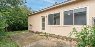 BEAUTIFULLY UPDATED 3-BEDROOM HOME IN TIMBER RIDGE Gallery 37