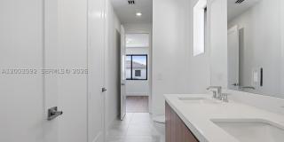 19602 NE 14 CT Gallery 73