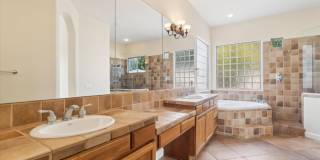 8451 E HIGH POINT Drive Gallery 17