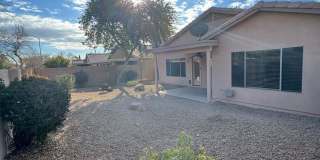 Cozy 3 Bed 2 Bath with Enclosed Den! Cozy 3 Bed 2 Bath with Enclosed Den! Gallery 32