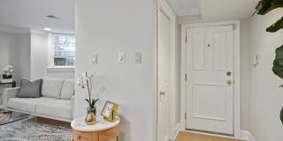 Welcome Home to Your Stylish 1 BR/1BA  in Adams Morgan! Gallery 5