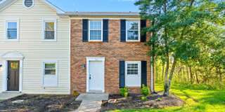 2 Bedroom Condo For Rent Near Post! Gallery 3