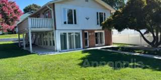 1185 Bayview Vista Gallery 1