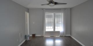 1321 E Stone Arch Drive Gallery 6