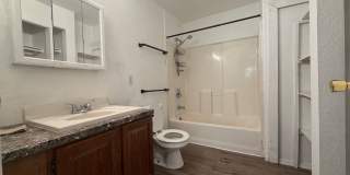 3 Bedroom home in SE Roseburg Gallery 9