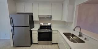 Beautifully Updated West Clairemont Townhome – Prime 92117 Location! Gallery 7