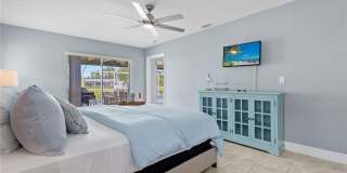 5240 SW 2nd Place Gallery 17