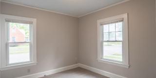 3555 Queen Ave N Gallery 11