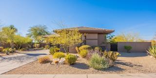 Beautiful 2 bedroom 2 bath with den in gated community. Gallery 4