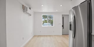 2561 W Avenue 30 Apartments Gallery 24