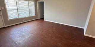 Cute 4 bedroom, 2 bath home with a carport and a big back yard! Gallery 3
