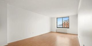 2 S END Avenue Gallery 4