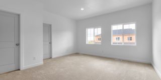 Brand New 3-bed, 3.5-bath Townhome-6 WEEKS FREE! Gallery 9